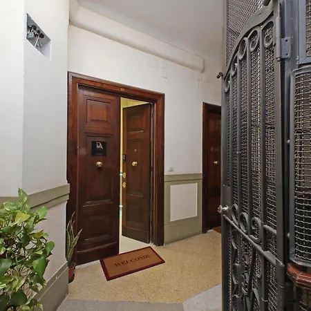 Domus Augustea - San Giovanni Sunset 게스트하우스 로마