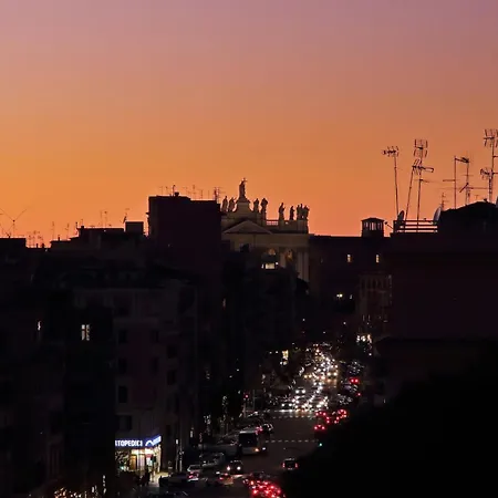 Domus Augustea - San Giovanni Sunset Рим